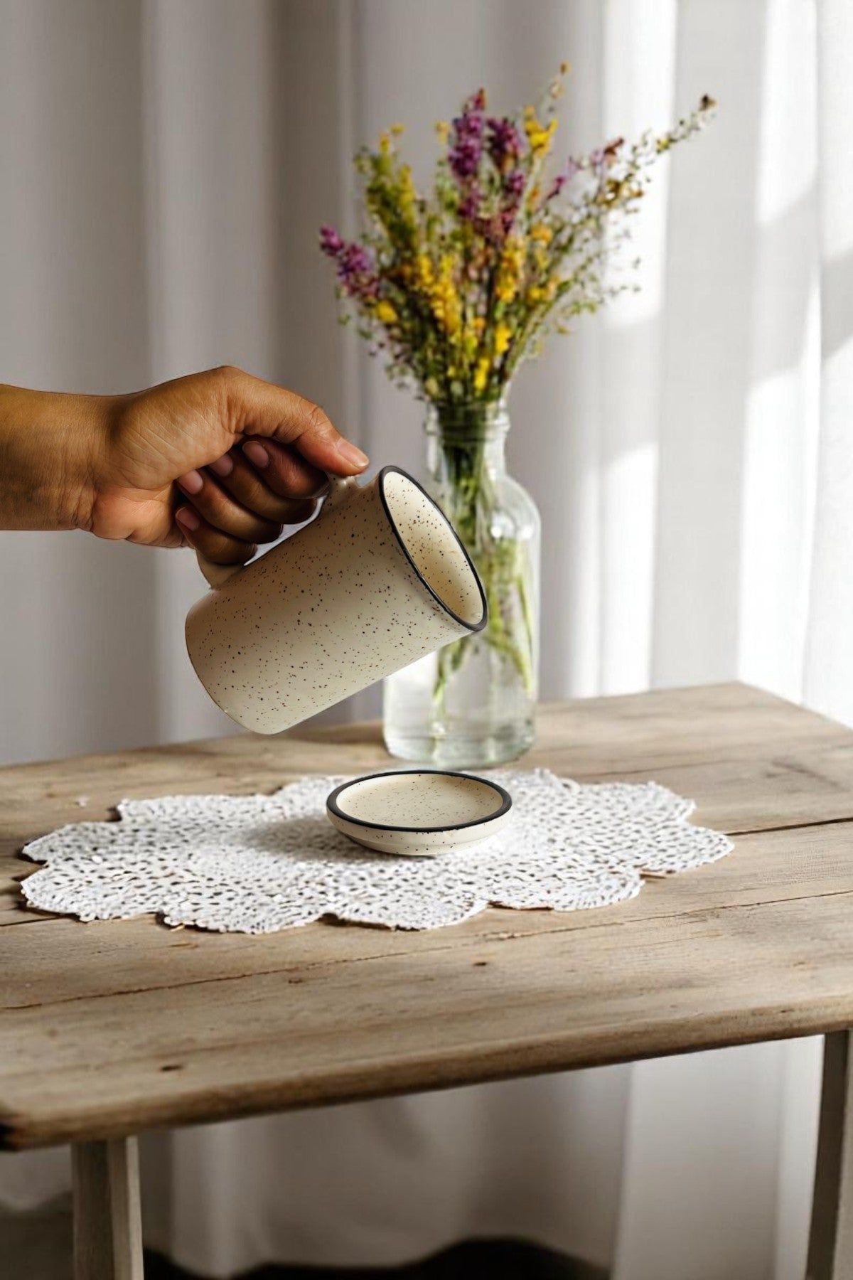 Monochrome Harmony Cozy Sip Set